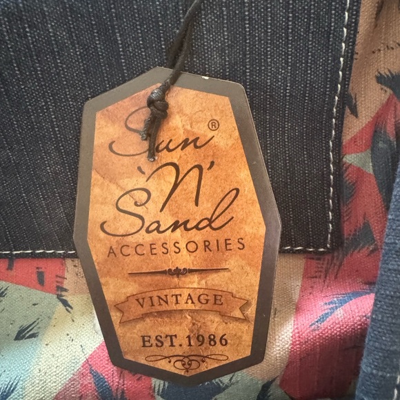 Beach bag and matching crossbody - Picture 2 of 4